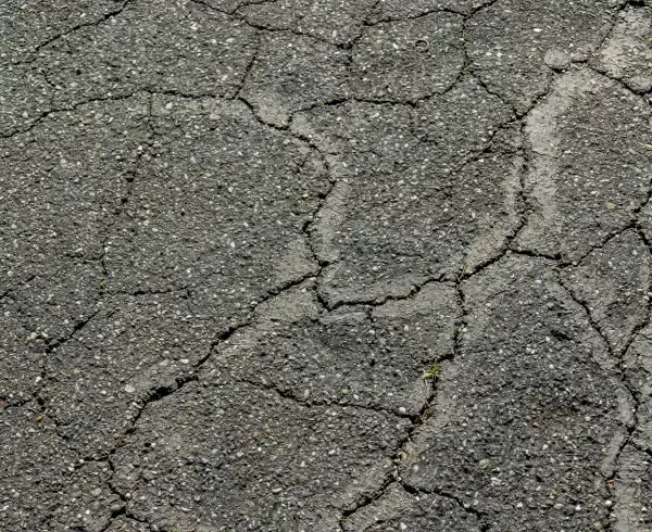 Jak na betonování v zimě: kdy to jde a kdy raději počkat